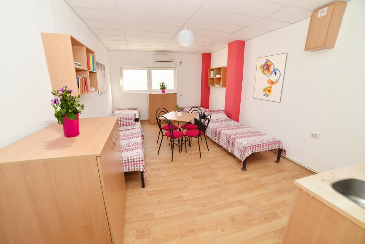 Štip Hiljadnikov Apartments מראה חיצוני תמונה